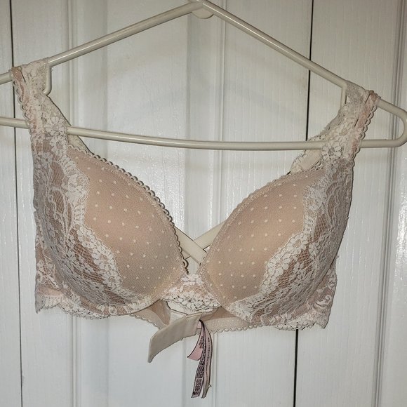 Victoria Secret  BRA NUDE w/CREAM LACE - Picture 1 of 10